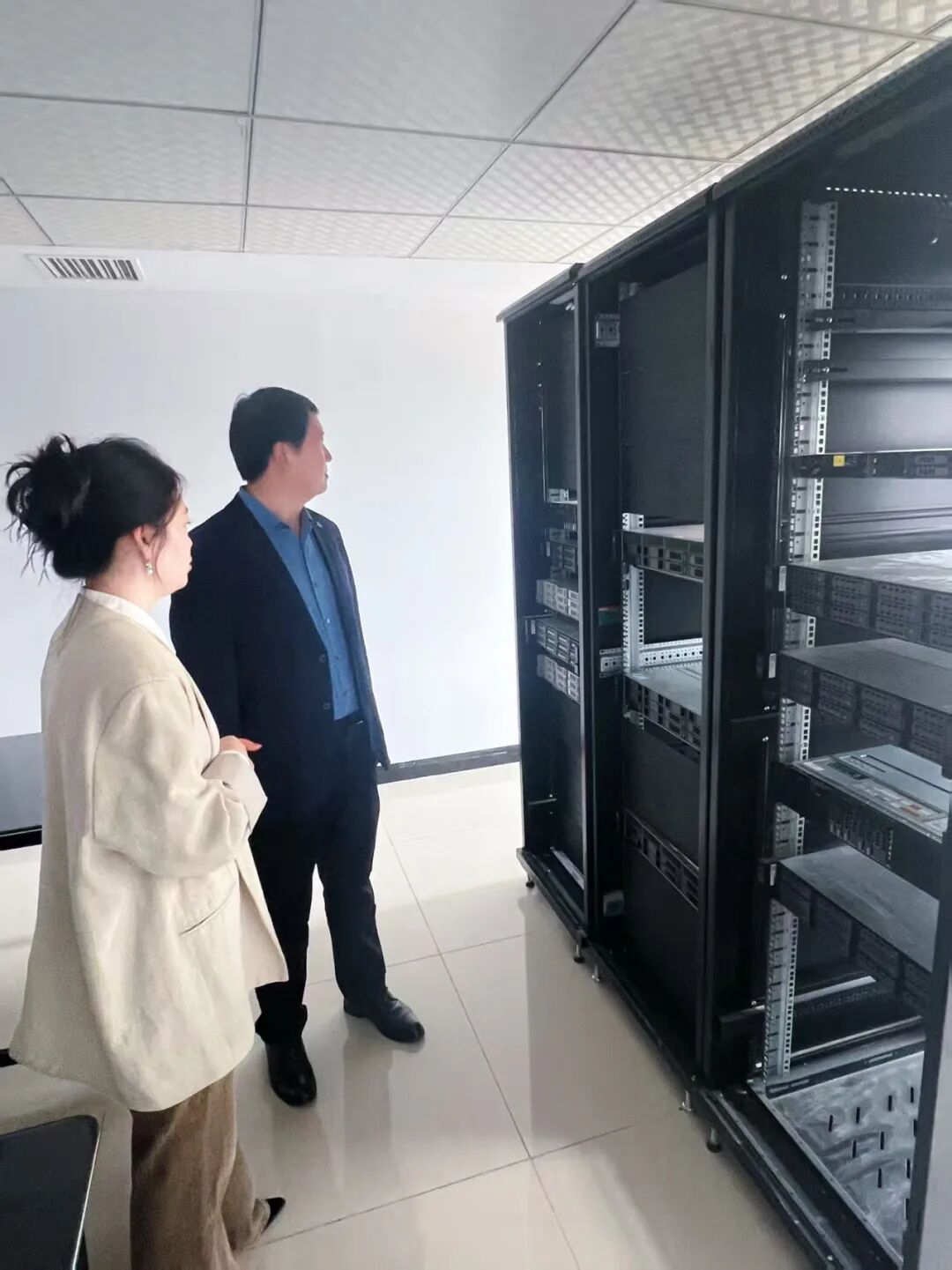 政校联动,共促就业|保定来源县就业局一行莅临张家口1024学院参观调研